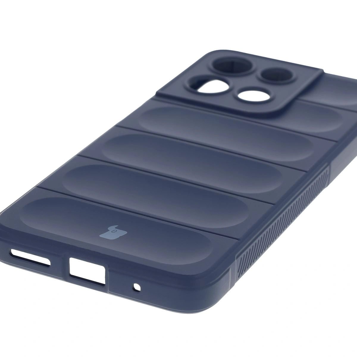 Precyzyjne wycięcia i kompatybilność z ładowaniem indukcyjnym w etui Bizon Case Tur do Motorola Moto G17 / G17 Power / G15 / G15 Power